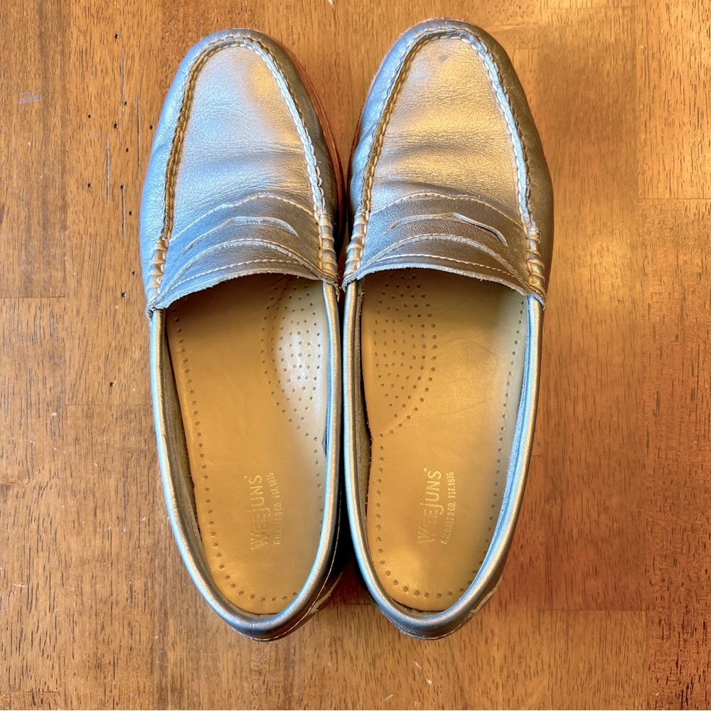 G.H.BASS Womens 8.5 Whitney Easy Weejuns Metallic Silver Loafer Flats